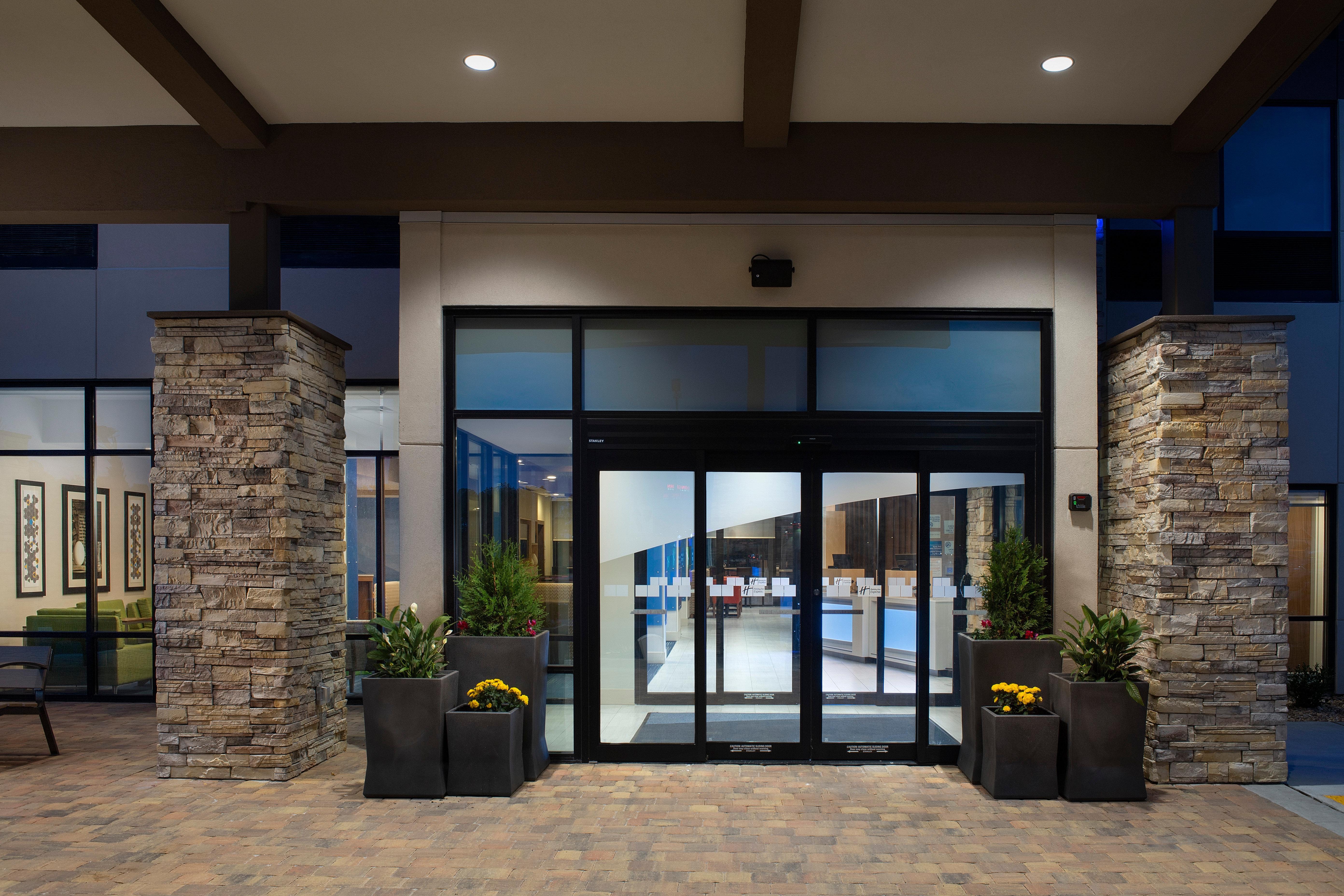 Holiday Inn Express & Suites Kingsland I-95-Naval Base Area By Ihg Eksteriør billede