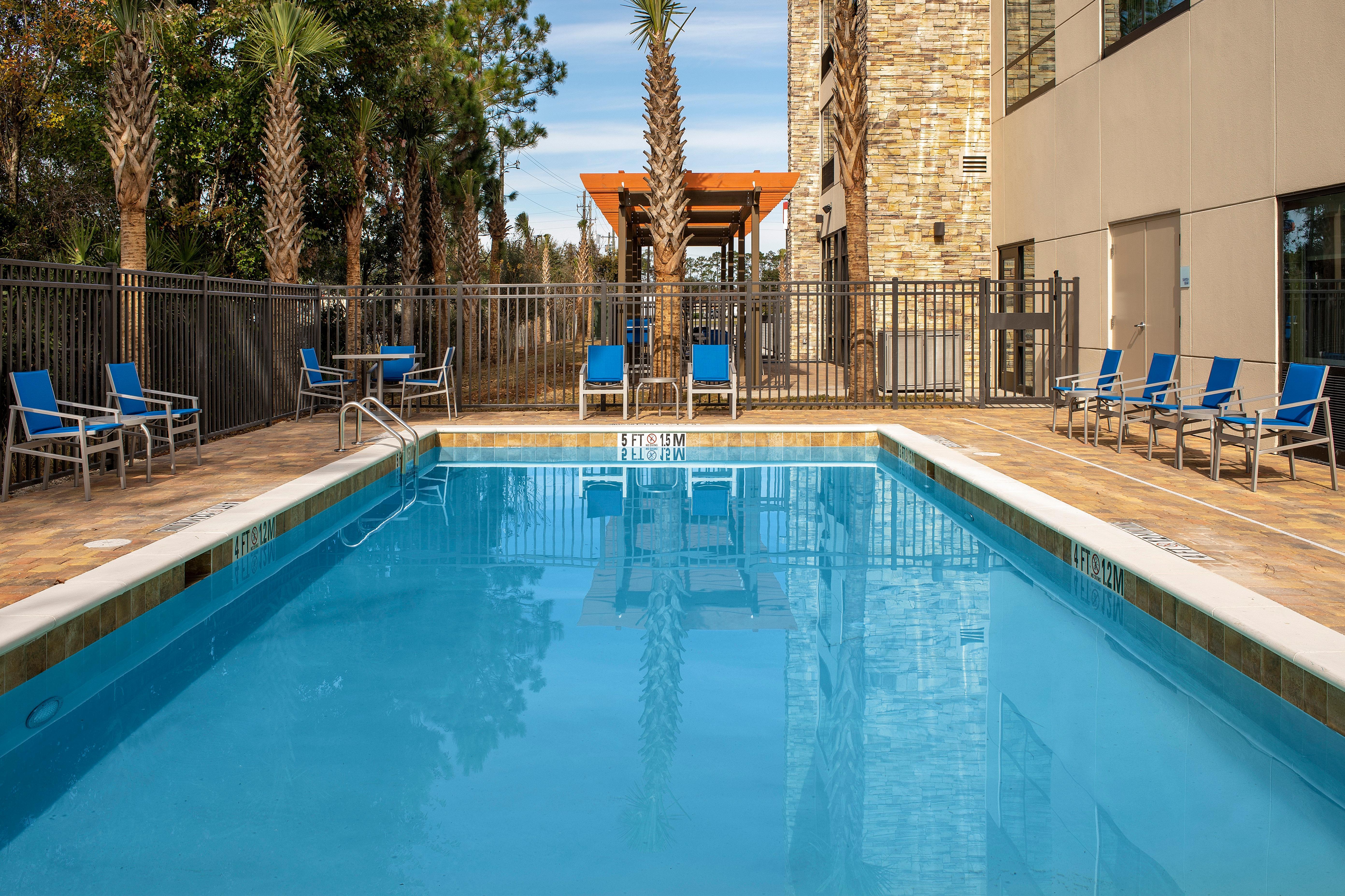 Holiday Inn Express & Suites Kingsland I-95-Naval Base Area By Ihg Eksteriør billede